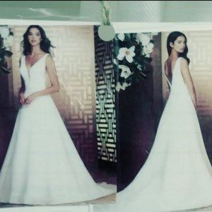 Wedding dress- Sleeveless Satin Faille gown with plunging V-neckline w/ pockets